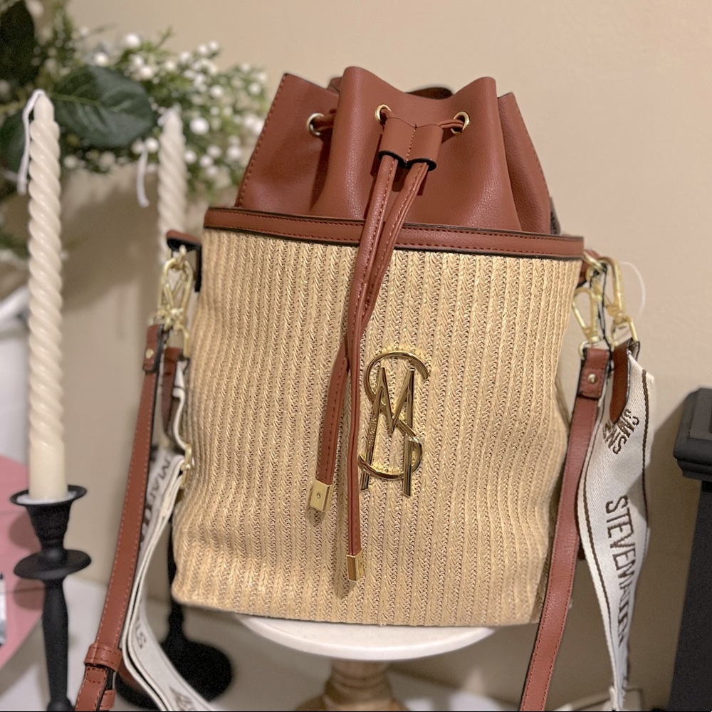 NWT Steve Madden bMayor Hobo Crossbody Bag / Shoulder Purse. Super popular!